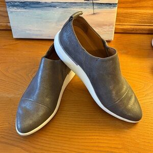Johnston & Murphy Gray Pewter Ankle Booties Size 9